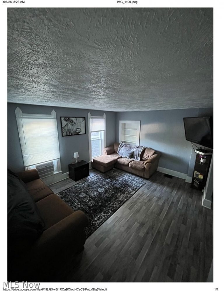 185 Maple Street, Andover, OH - Photo 2