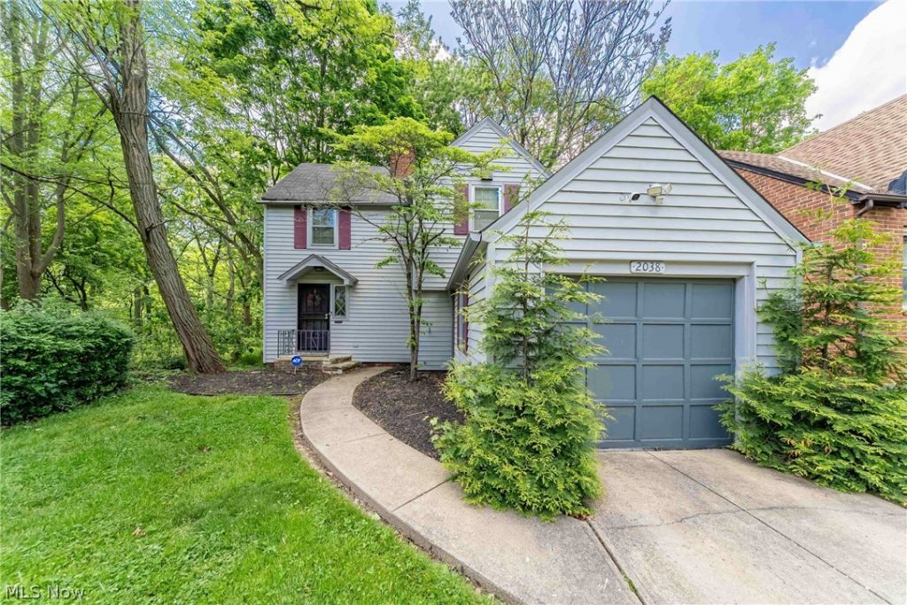 2038 Staunton Road, Cleveland Heights, OH