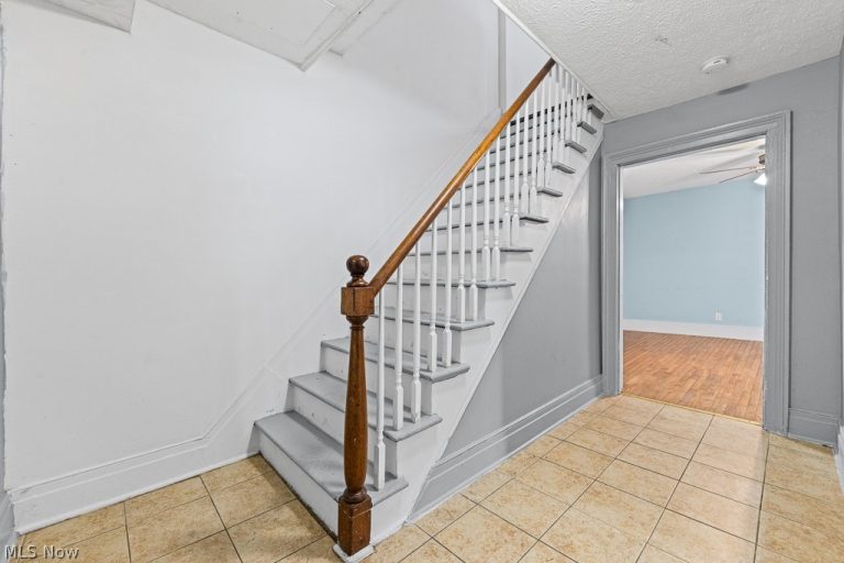 31 Bridge Street, Newton Falls, OH - Photo 3