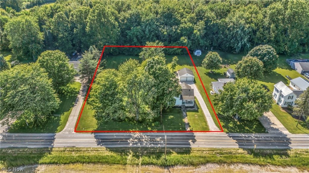 9598 Quarry Road, South Amherst, OH