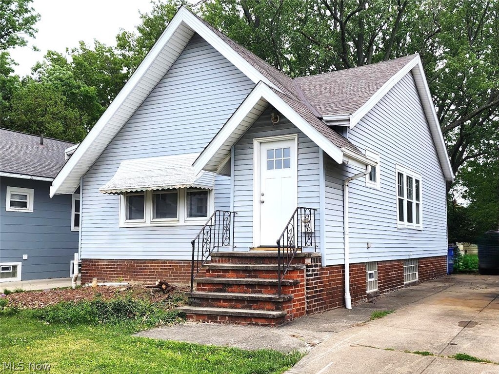 19381 Pasnow Avenue, Euclid, OH