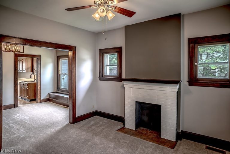 916 Maple Street, Parkersburg, WV - Photo 8