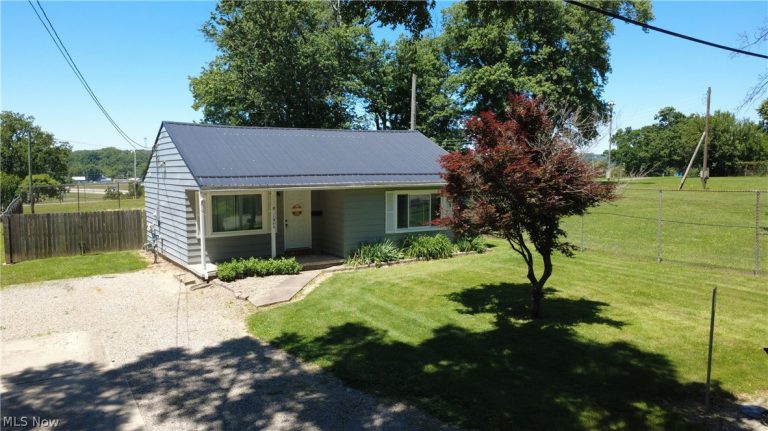 1049 Luck Avenue, Zanesville, OH - Photo 2