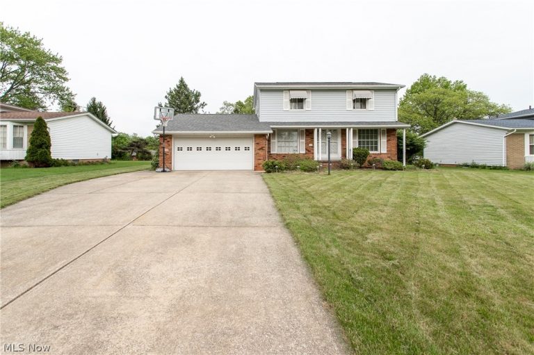 5411 Mardale Avenue, Bedford Heights, OH - Photo 2