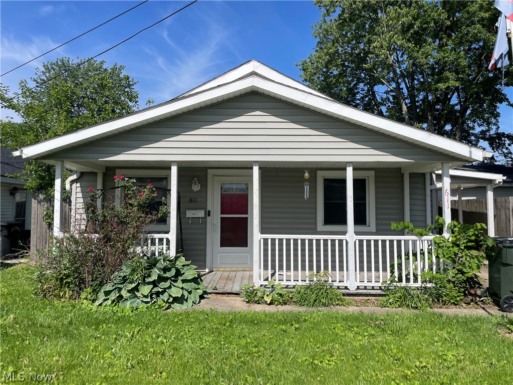 611 Logan Street, Elyria, OH