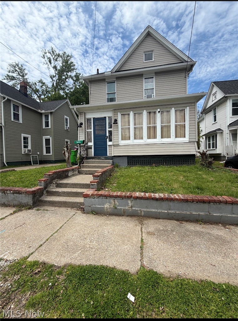 284 3rd Street, Barberton, OH, 44203