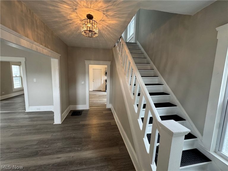 3317 Tate Avenue, Cleveland, OH - Photo 3