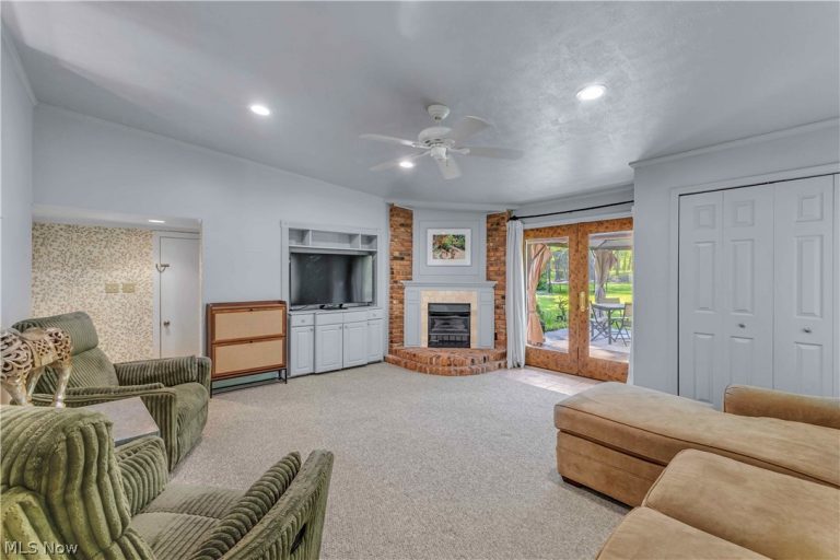 950 Sprague Road, Broadview Heights, OH - Photo 3