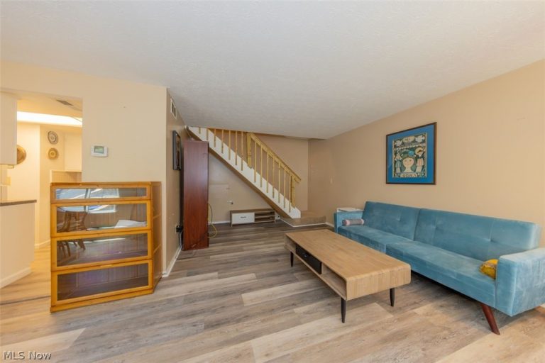 1651 Mentor Avenue #2705, Painesville, OH - Photo 5