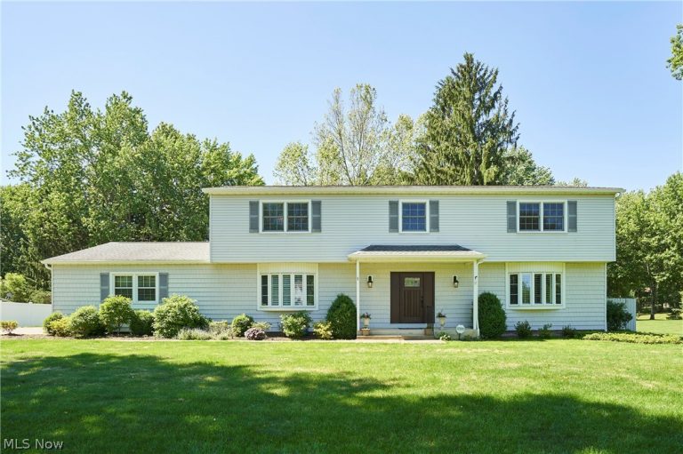 4212 Big Spruce Drive, Akron, OH, 44333