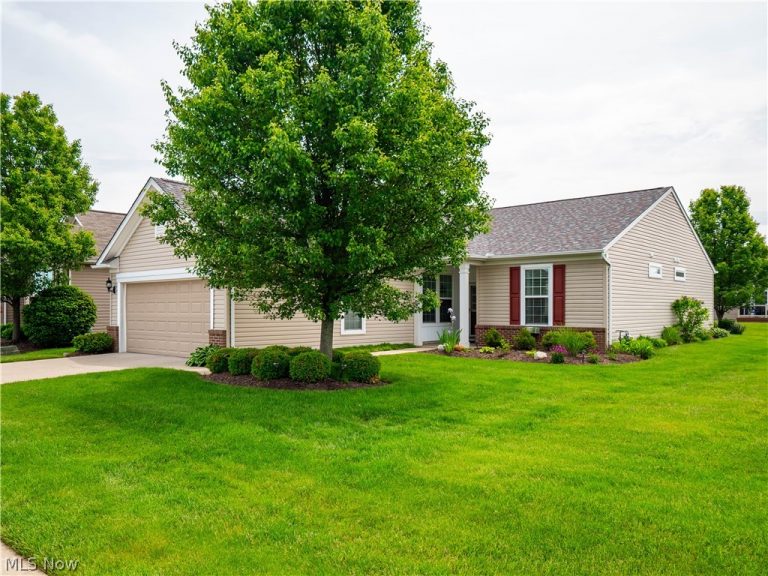 38145 Revere Drive, North Ridgeville, OH - Photo 2