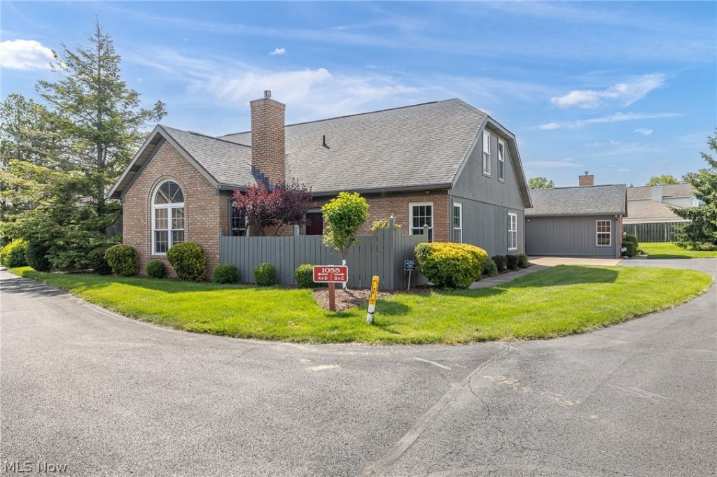 1055 North Jefferson Street #B, Medina, OH