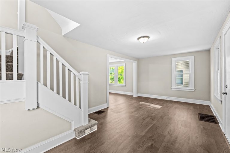 1421 Elder Avenue, Akron, OH - Photo 6