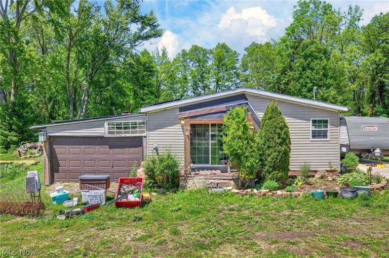 3359 Orion Street, North Canton, OH, 44720