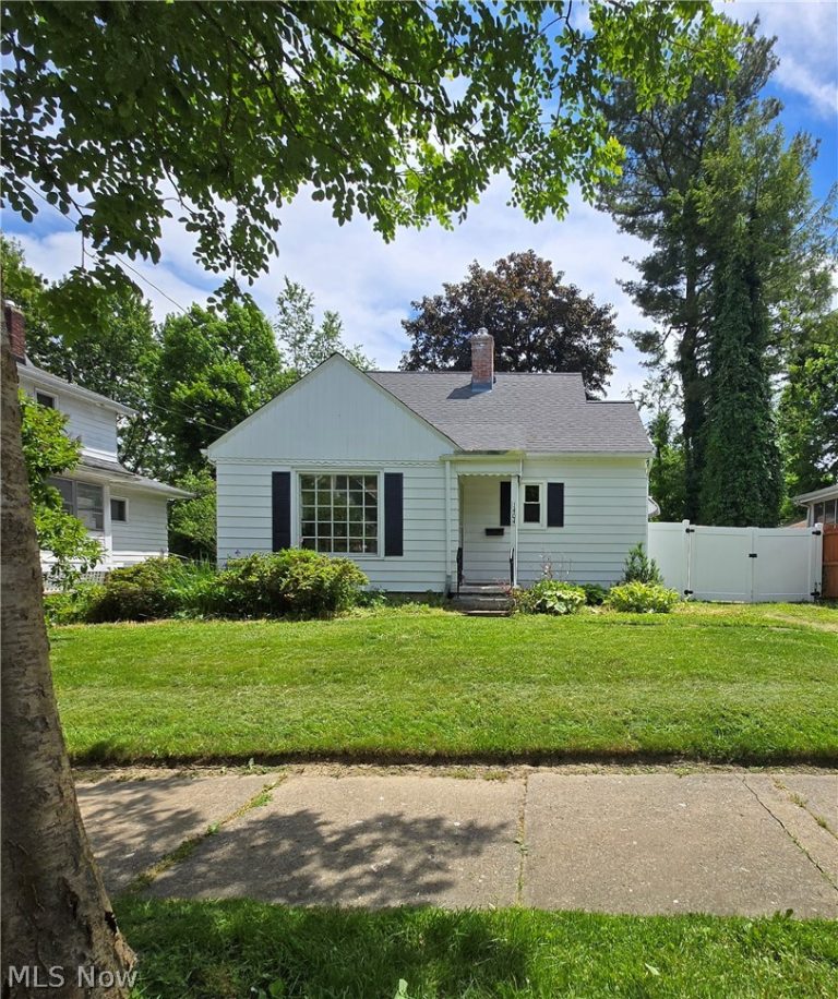1404 Bryden Drive, Akron, OH, 44313