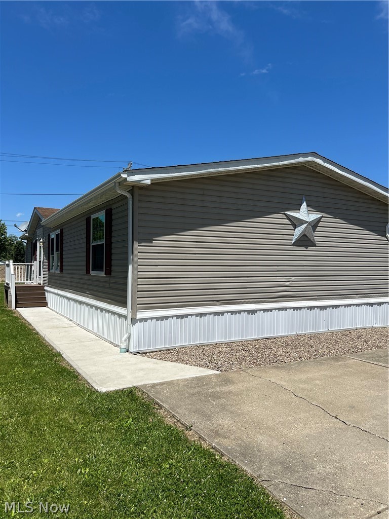 10193 Oakwood Street, Byesville, OH - Photo 2