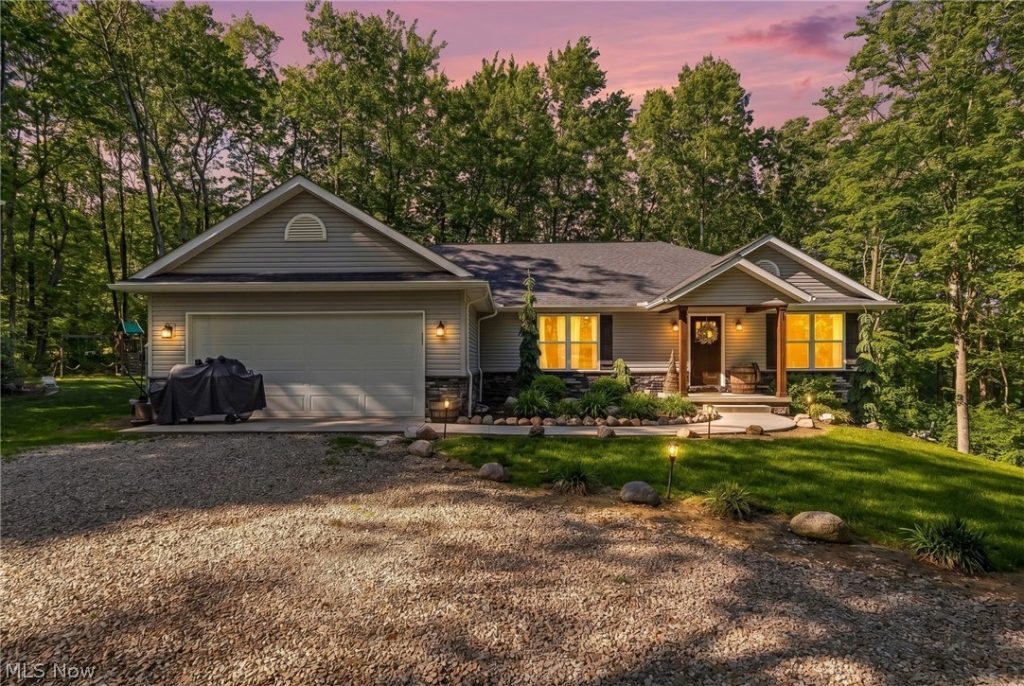 3255 Loper Road, Newark, OH