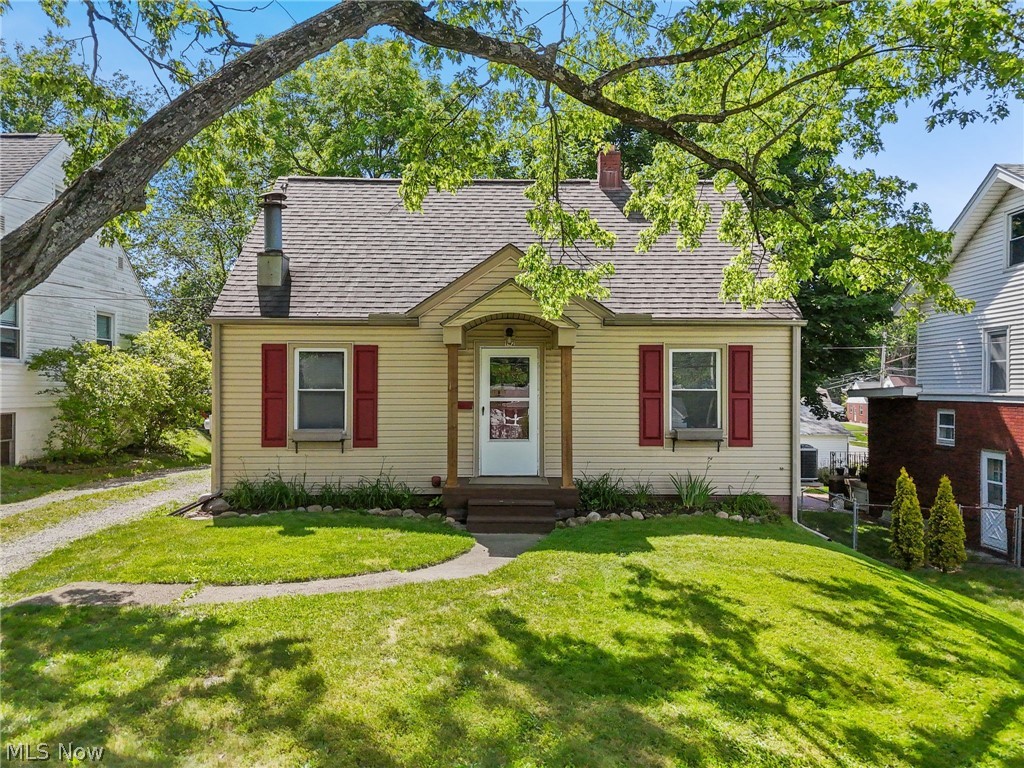 142 Canton Road, Akron, OH
