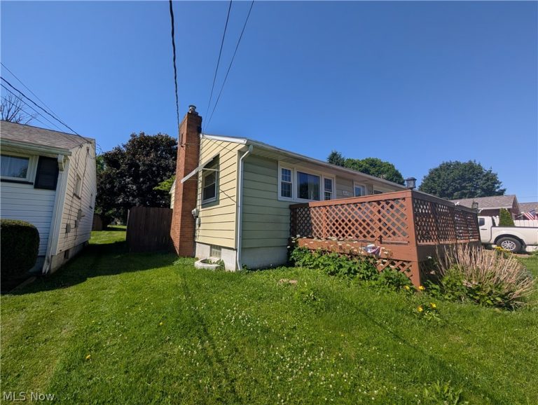 3612 Lotus Place, Canton, OH - Photo 2