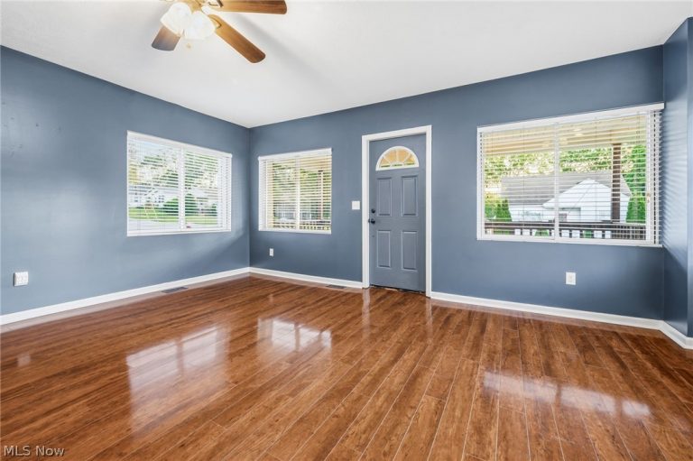 2213 10th Street, Cuyahoga Falls, OH - Photo 6