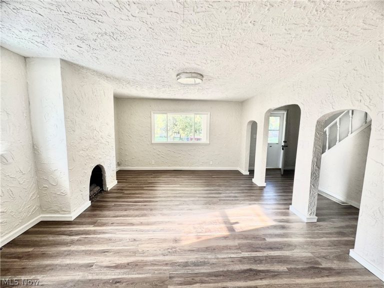 2044 29th Street, Lorain, OH - Photo 3