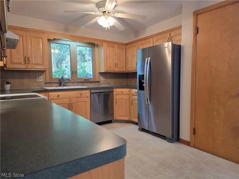 826 Highland Avenue, Wooster, OH - Photo 8