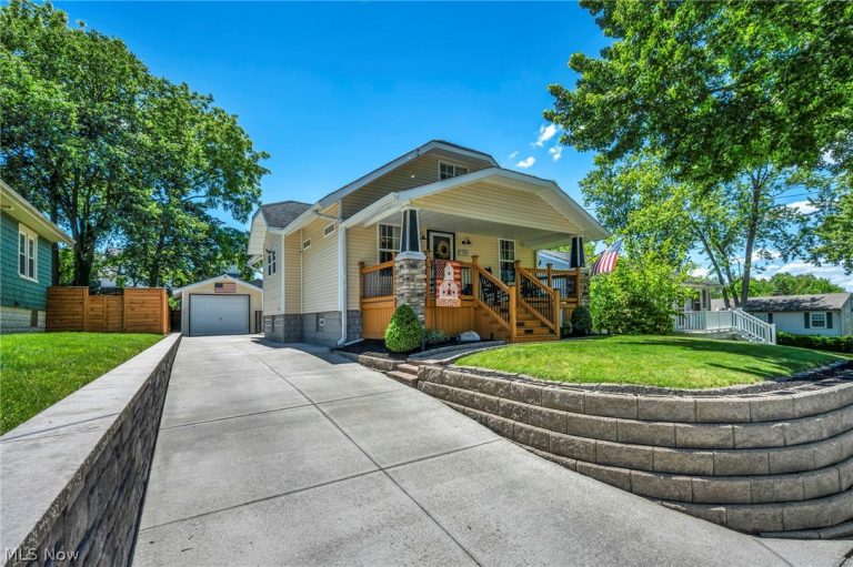 130 Yonker Street, Barberton, OH - Photo 3
