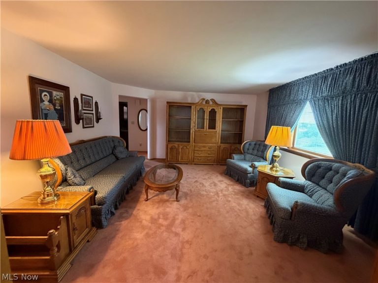508 Mildred Avenue, Weirton, WV - Photo 6