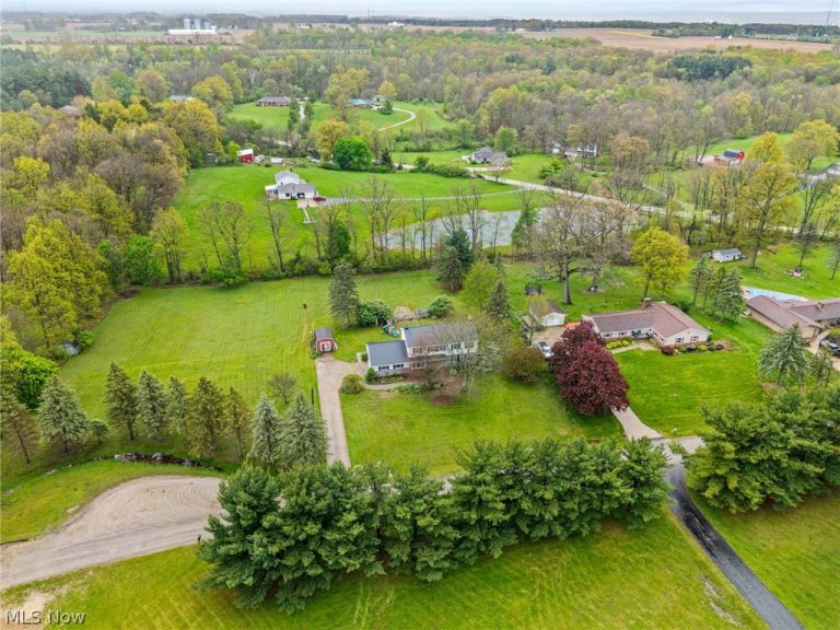 1203 Township Road 1526, Ashland, OH - Photo 2