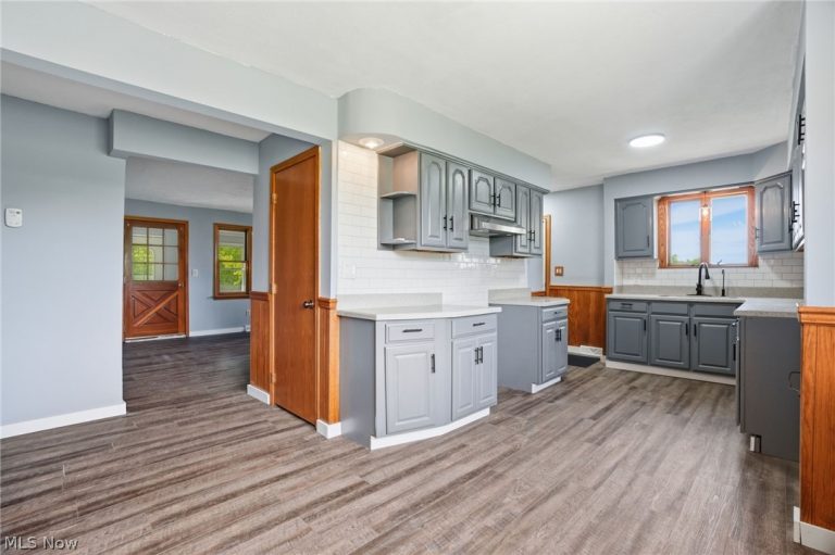 720 Keefus Road, Conneaut, OH - Photo 2