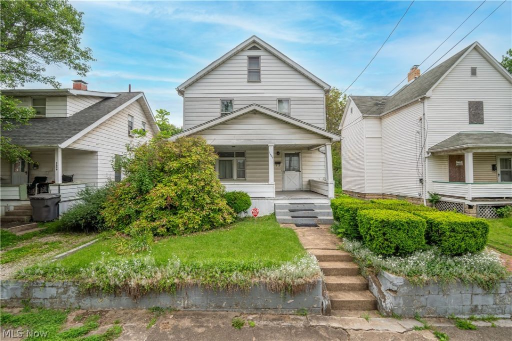 1604 First Street, Youngstown, OH