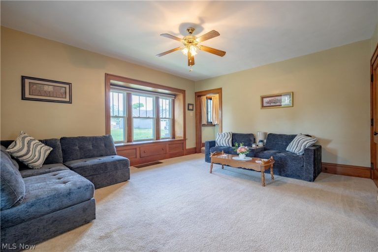 302 Park Street, Orrville, OH - Photo 8
