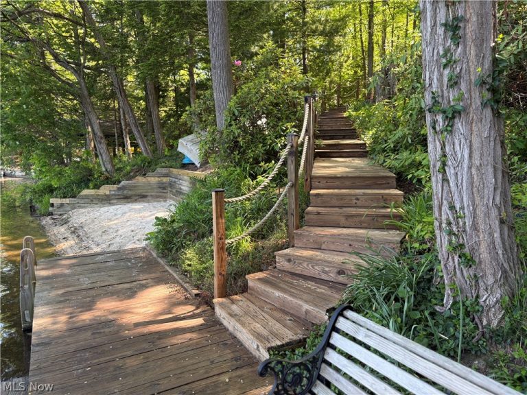2325 Plum Point, Roaming Shores, OH - Photo 6