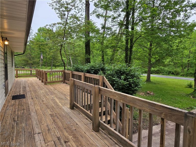 9311 Knowlton Road, Garrettsville, OH - Photo 4