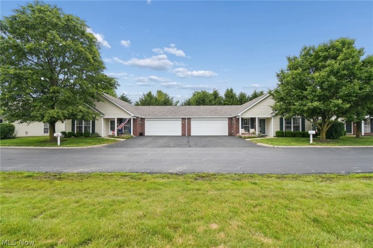 6138 Murphys Pond Road, Canal Winchester, OH - Photo 3