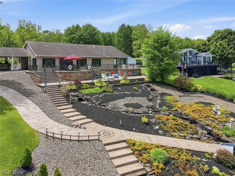 806 Rome Rock Creek Road, Roaming Shores, OH - Photo 4