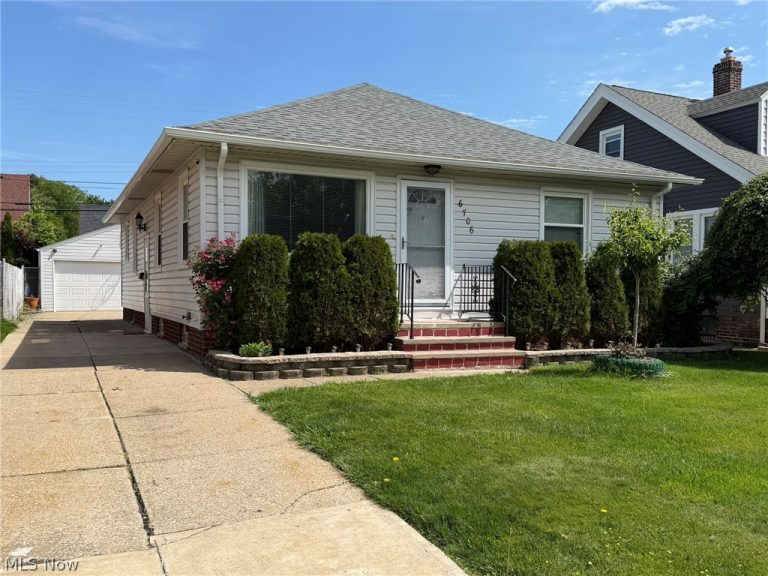 6706 Gilbert Avenue, Parma, OH, 44129