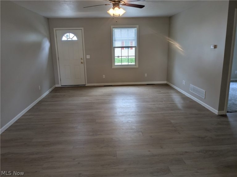 186 9th Street #D, Strasburg, OH - Photo 5
