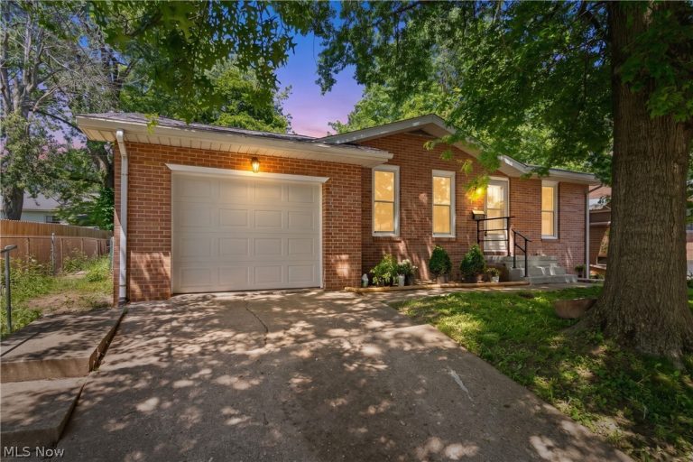 2219 34th Street, Canton, OH, 44709