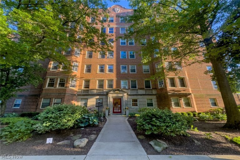 13500 Shaker Boulevard #203, Cleveland, OH, 44120