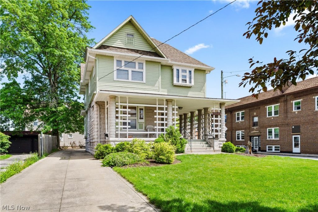 15522 Madison Avenue, Lakewood, OH