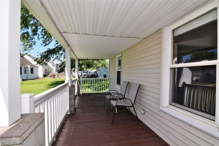 4418 Lincoln Avenue, Parma, OH - Photo 4