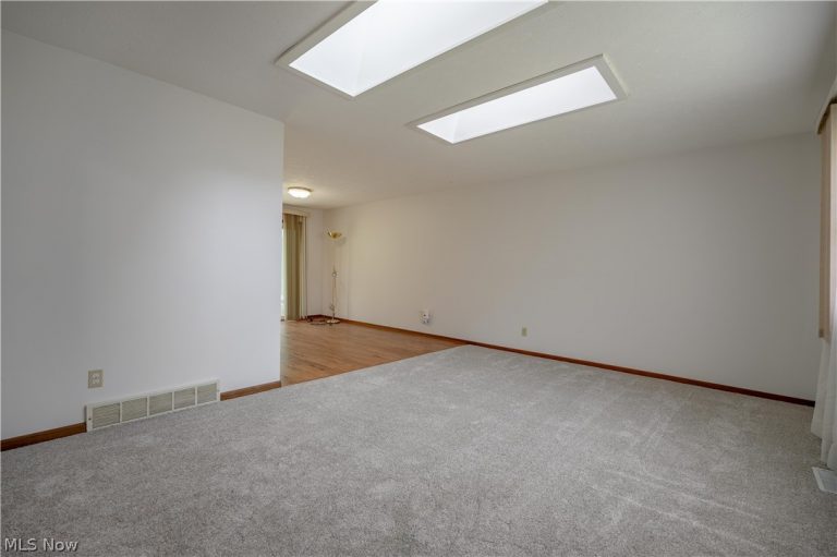 450 Layden Avenue, Canal Fulton, OH - Photo 3