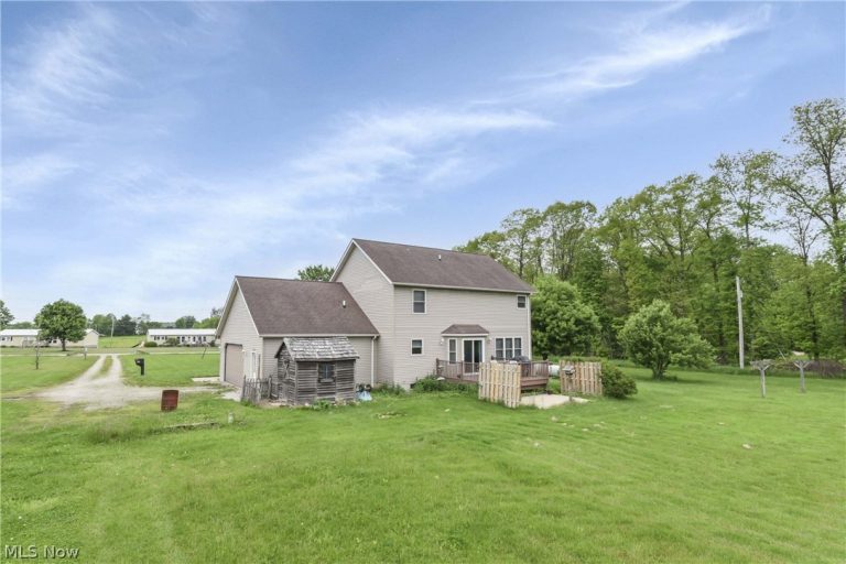 10615 Elyria Road, West Salem, OH - Photo 3