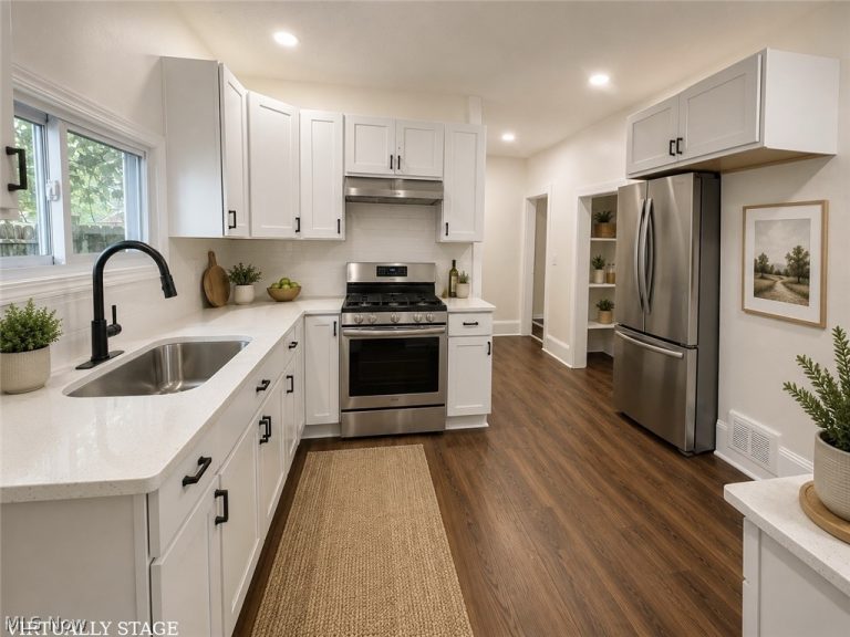 3258 38th Street, Cleveland, OH - Photo 3