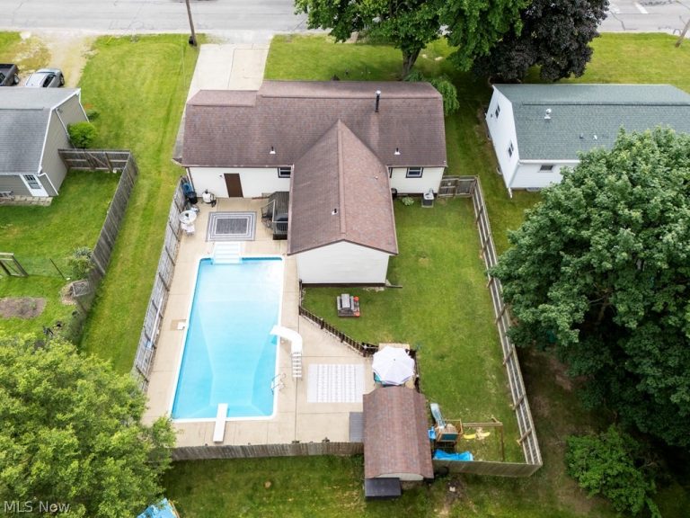944 Edison Street, Ashland, OH - Photo 2