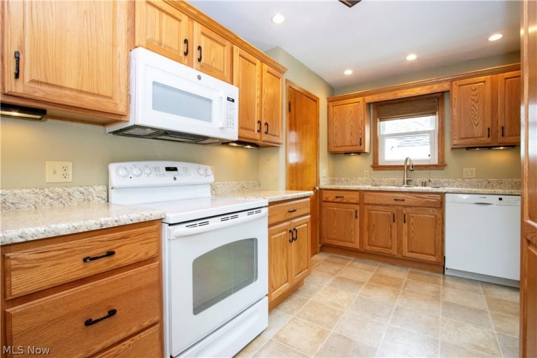 927 Heltman Avenue, Ashland, OH - Photo 4