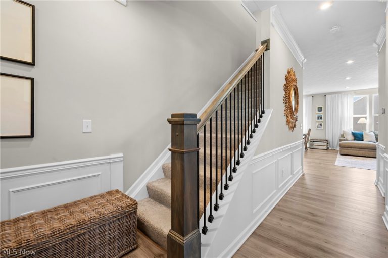 35074 Bald Eagle Lane, Willoughby, OH - Photo 5