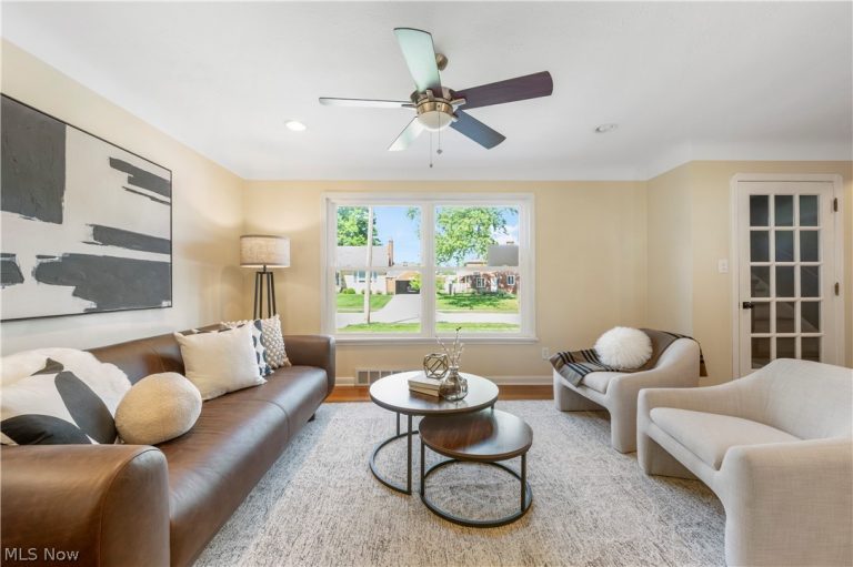 1523 Maywood Road, South Euclid, OH - Photo 8