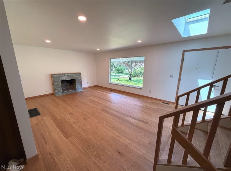3866 Woodthrush Road, Akron, OH - Photo 8
